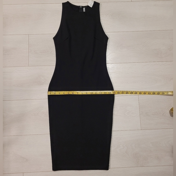 LBD Cefian Thick Black Bodycon Dress - Picture 5 of 5